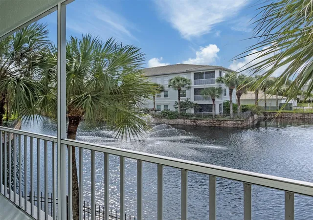 Condo for sale at 700 Gdns Edge Dr #721, VENICE, FL 34285 | MLS# N6146111