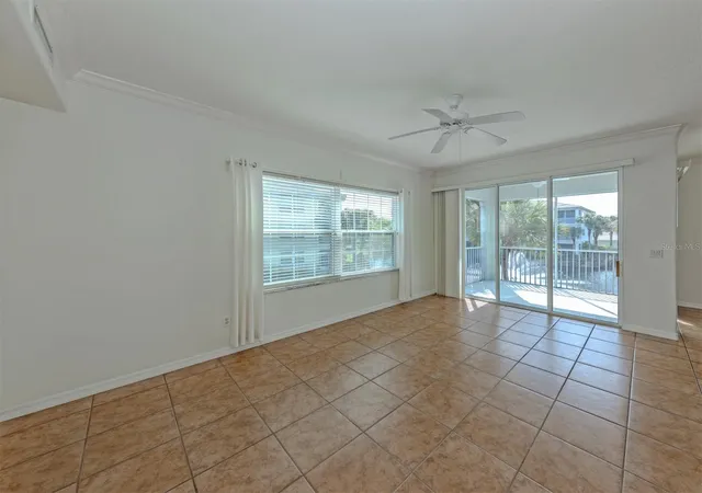 Photo 4 of Condo for sale at 700 Gdns Edge Dr #721, Venice, FL 34285 | MLS# N6146111 | Listing updated on 2026-10-17