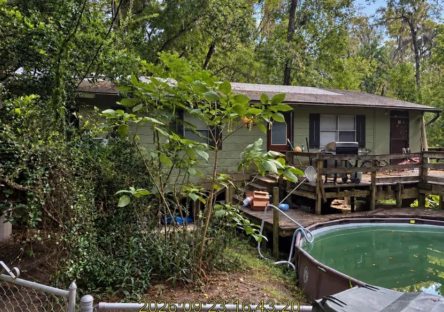 Photo 1 of Single family home for sale at 1715 Forbes St, Green Cove Springs, FL 32043 | MLS# TB8556123 | Listing updated on 2026-10-09