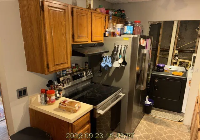 Photo 4 of Single family home for sale at 1715 Forbes St, Green Cove Springs, FL 32043 | MLS# TB8556123 | Listing updated on 2026-10-10