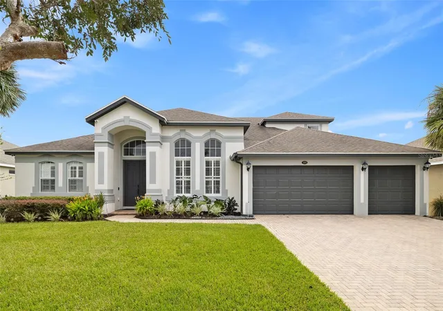Photo 1 of Single family home for sale at 13618 Larsen Ln, Winter Garden, FL 34787 | MLS# O6448283 | Listing updated on 2026-10-20