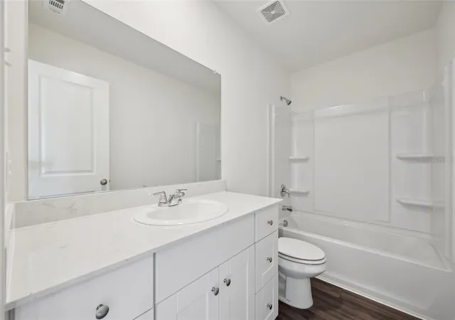 Photo 3 of Single family home for sale at 10526 Curving Crk, Parrish, FL 34219 | MLS# TB8556128 | Listing updated on 2026-10-09