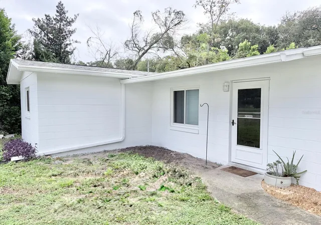 Photo 3 of Single family home for sale at 3118 Sutton Dr, Orlando, FL 32810 | MLS# O6448287 | Listing updated on 2026-10-22
