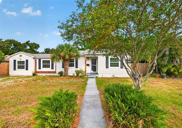 Single family home for sale at 3201 11th Avenue N, Saint Petersburg, FL 33713 | MLS# TB8556130
