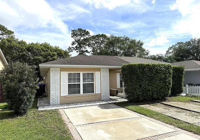 Photo 1 of Sale Pending at 825 Quail Holw Dr, Orlando, FL 32825 | MLS# S5159124 | Listing updated on 2026-10-21