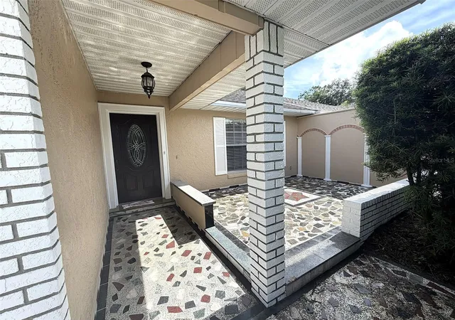 Photo 1 of Sale Pending at 825 Quail Holw Dr, Orlando, FL 32825 | MLS# S5159124 | Listing updated on 2026-10-21