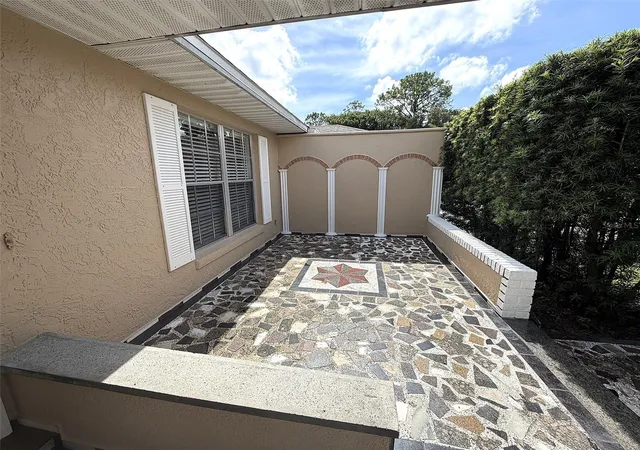 Photo 3 of Sale Pending at 825 Quail Holw Dr, Orlando, FL 32825 | MLS# S5159124 | Listing updated on 2026-10-21