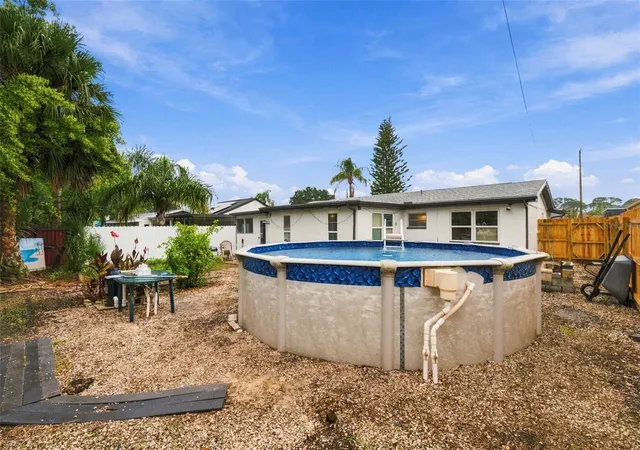 Photo 15 of Single family home for sale at 3930 Sail Dr, NEW PORT RICHEY, FL 34652 | MLS# TB8556137 | Listing updated on 2026-10-08