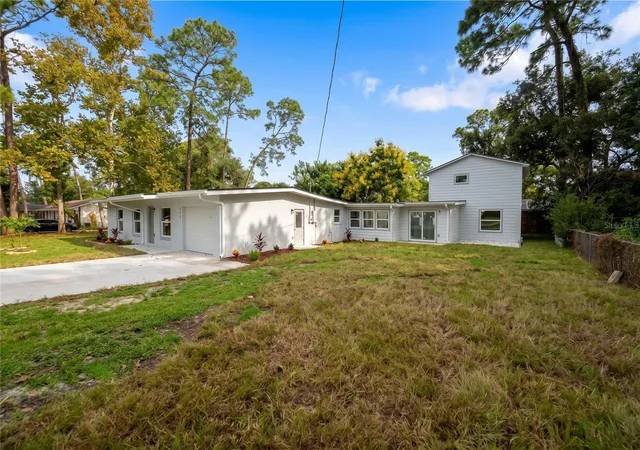 Single family home for sale at 341 E Citrus St, ALTAMONTE SPRINGS, FL 32701 | MLS# O6448304