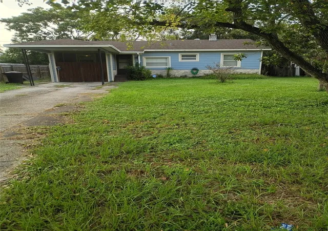 Photo 1 of Single family home for sale at 3215 32nd Avenue N, Saint Petersburg, FL 33713 | MLS# TB8556138 | Listing updated on 2026-10-11