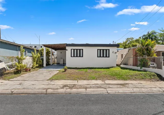 Photo 1 of Single family home for sale at 18 P 3 Urb Ext Jardines De Palmarejo, Canovanas, PR 00729 | MLS# PR9124828 | Listing updated on 2026-10-08