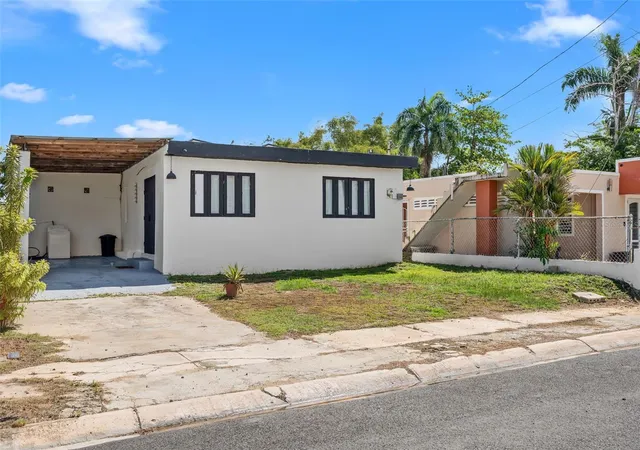 Photo 3 of Single family home for sale at 18 P-3 Urb Ext Jardines De Palmarejo, Canovanas, PR 00729 | MLS# PR9124828 | Listing updated on 2026-10-08