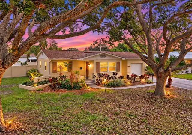Photo 1 of Single family home for sale at 4567 25th Avenue N, Saint Petersburg, FL 33713 | MLS# TB8556139 | Listing updated on 2026-10-16