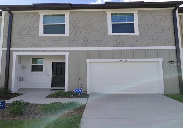 Photo 1 of Townhouse for sale at 14947 Pisa Pkwy, Dade City, FL 33523 | MLS# G5118806 | Listing updated on 2026-10-08