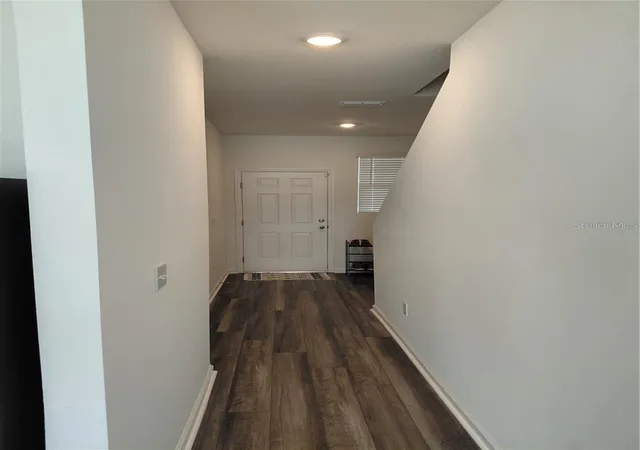 Photo 3 of Townhouse for sale at 14947 Pisa Pkwy, Dade City, FL 33523 | MLS# G5118806 | Listing updated on 2026-10-08
