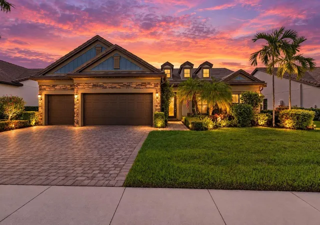 Single family home for sale at 16293 Camden Lakes Cir, NAPLES, FL 34110 | MLS# N6146117