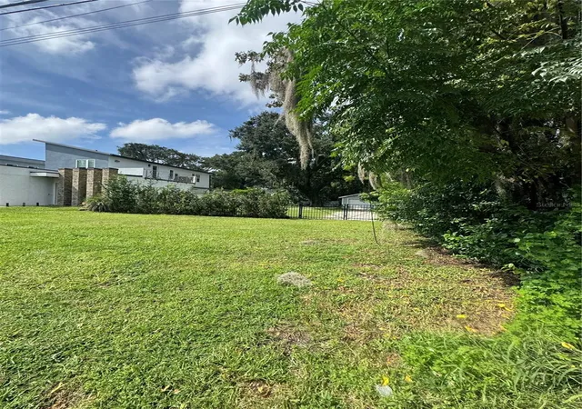 Photo 2 of Land for sale at 1510 Cloverlawn Ave, Orlando, FL 32806 | MLS# O6448310 | Listing updated on 2026-10-09