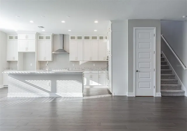 Photo 1 of Single family home for sale at 502 N Beverly Ave, Tampa, FL 33609 | MLS# TB8556149 | Listing updated on 2026-10-23