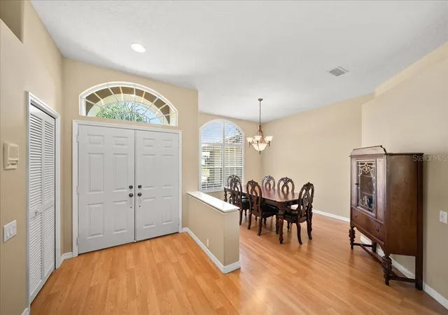 Photo 3 of Single family home for sale at 4321 Presidential Ave Cir E, Bradenton, FL 34203 | MLS# A4708907 | Listing updated on 2026-10-08