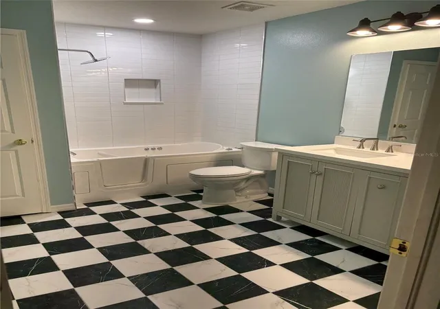 Photo 4 of Single family home for sale at 26841 Stillbrook Dr, Wesley Chapel, FL 33544 | MLS# TB8556154 | Listing updated on 2026-10-09
