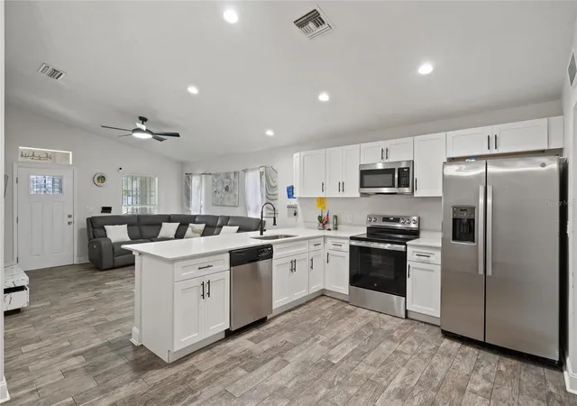 Photo 4 of Single family home for sale at 4453 Conley St, Orlando, FL 32811 | MLS# O6448321 | Listing updated on 2026-10-16