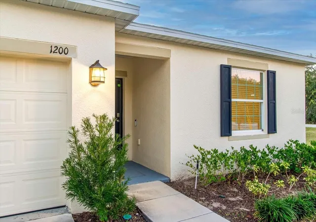 Photo 2 of Single family home for sale at 1200 Wahneta Dr, Kissimmee, FL 34759 | MLS# O6448325 | Listing updated on 2026-10-09