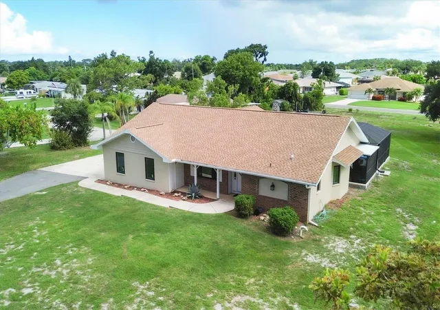 Photo 3 of Single family home for sale at 660 Gillespie St, Englewood, FL 34223 | MLS# D6149089 | Listing updated on 2026-10-08