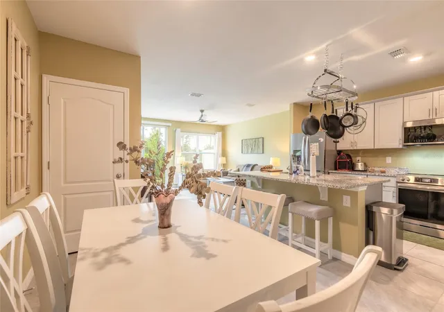 Photo 3 of Townhouse for sale at 84 Bella Lago Cir, Port Orange, FL 32129 | MLS# V4951708 | Listing updated on 2026-10-08