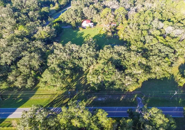 Photo 31 of Manufactured home for sale at 14420 SW Tustenuggee Ave, FORT WHITE, FL 32038 | MLS# GC544040 | Listing updated on 2026-10-13