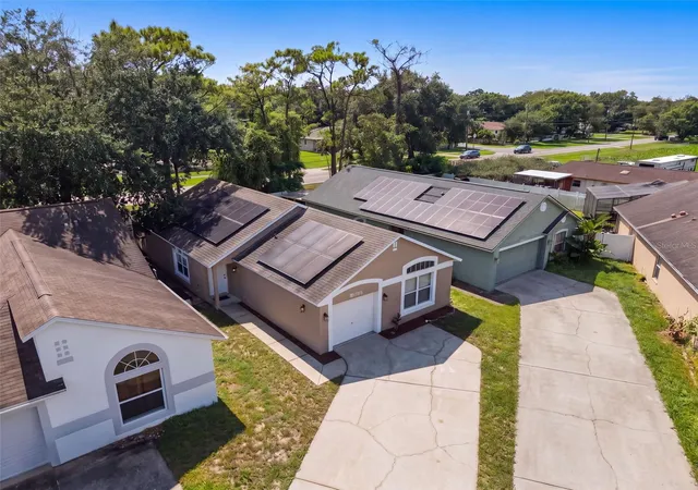 Photo 3 of Single family home for sale at 8161 Golden Chickasaw Cir, Orlando, FL 32825 | MLS# O6448331 | Listing updated on 2026-10-09