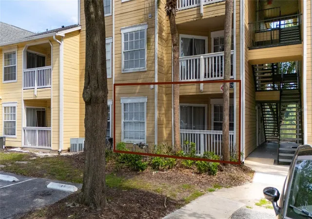Photo 2 of Condo for sale at 1079 S Hiawassee Rd #1113, Orlando, FL 32835 | MLS# S5159134 | Listing updated on 2026-10-13