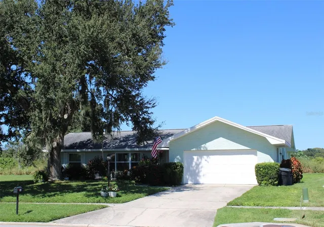 Photo 1 of Single family home for sale at 1304 Alameda Ave, Clearwater, FL 33759 | MLS# TB8556163 | Listing updated on 2026-10-22