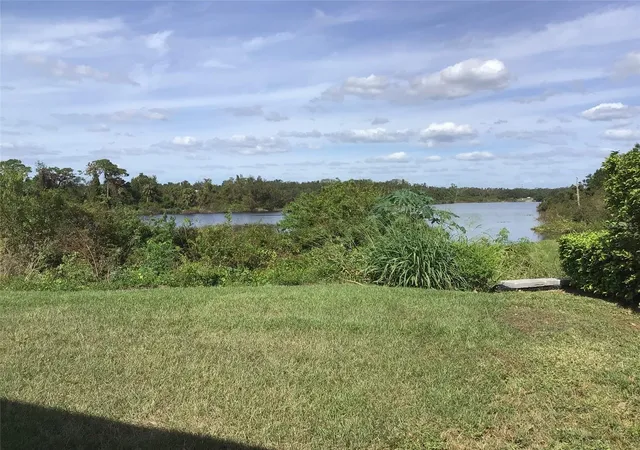 Photo 2 of Single family home for sale at 1304 Alameda Ave, Clearwater, FL 33759 | MLS# TB8556163 | Listing updated on 2026-10-08