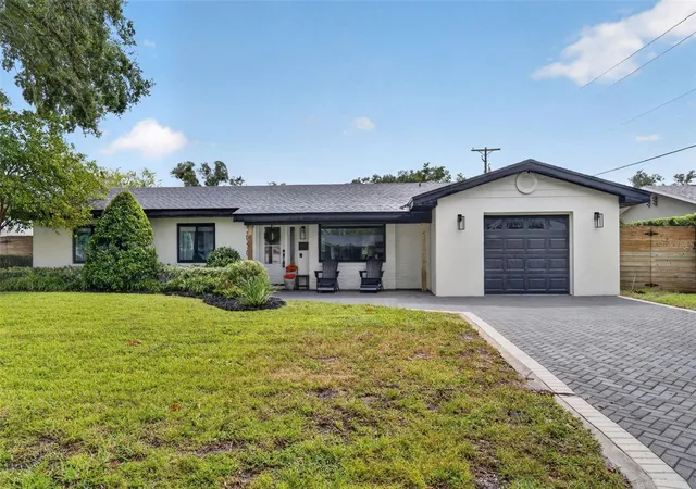 Photo 1 of Single family home for sale at 2050 Thunderbird Trl, Maitland, FL 32751 | MLS# O6448337 | Listing updated on 2026-10-08