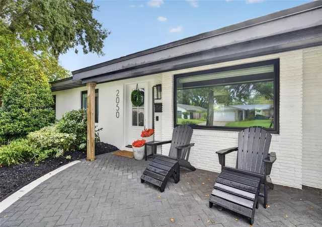 Photo 4 of Single family home for sale at 2050 Thunderbird Trl, Maitland, FL 32751 | MLS# O6448337 | Listing updated on 2026-10-08
