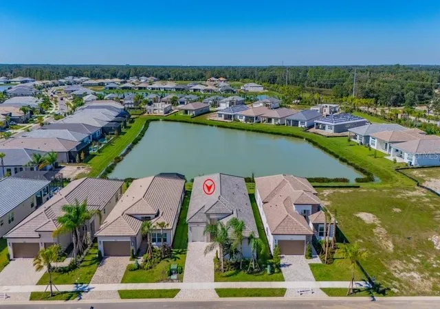 Photo 1 of Single family home for sale at 32643 Neroli St, Wesley Chapel, FL 33543 | MLS# TB8556173 | Listing updated on 2026-10-15