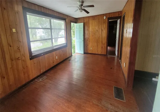 Photo 3 of Single family home for sale at 906 E Gibson St, Arcadia, FL 34266 | MLS# C7531732 | Listing updated on 2026-10-08