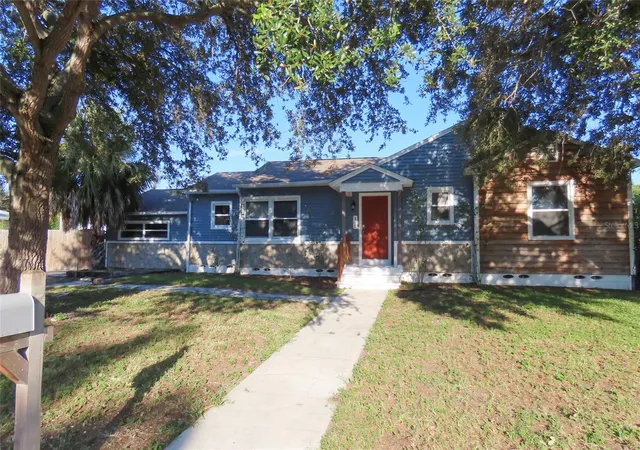 Single family home for sale at 101 N Glenwood Ave, CLEARWATER, FL 33755 | MLS# TB8556176