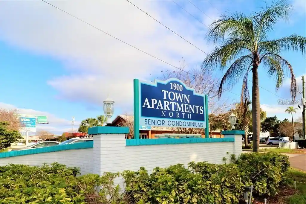 Listing Photo 29 - Condo for sale in 5810 21St St N located at 5810 21St St N, St. Petersburg, FL 33714 - Unit #15