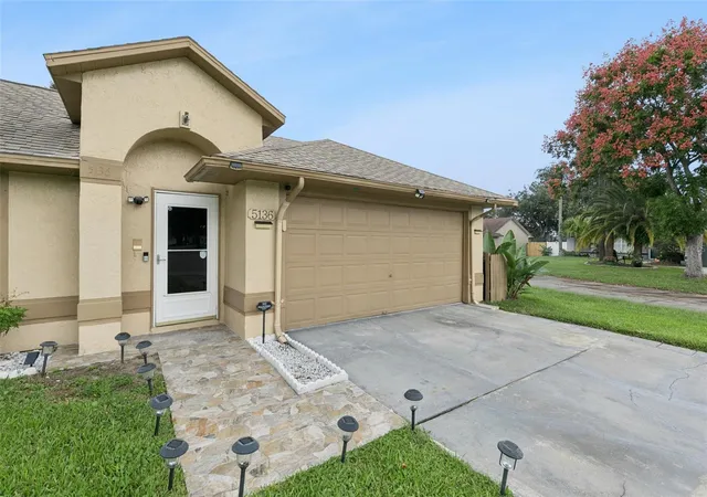 Photo 3 of Single family home for sale at 5136 Timber Ridge Trl, Ocoee, FL 34761 | MLS# O6448349 | Listing updated on 2026-10-29