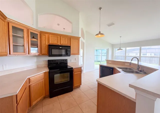 Photo 3 of Single family home for sale at 2062 Dalton Ave, Deltona, FL 32725 | MLS# O6448351 | Listing updated on 2026-10-09