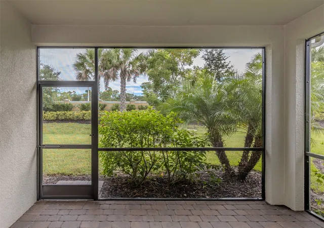 Photo 4 of House for sale at 20388 Galileo Pl, Venice, FL 34293 | MLS# N6146119 | Listing updated on 2026-10-09