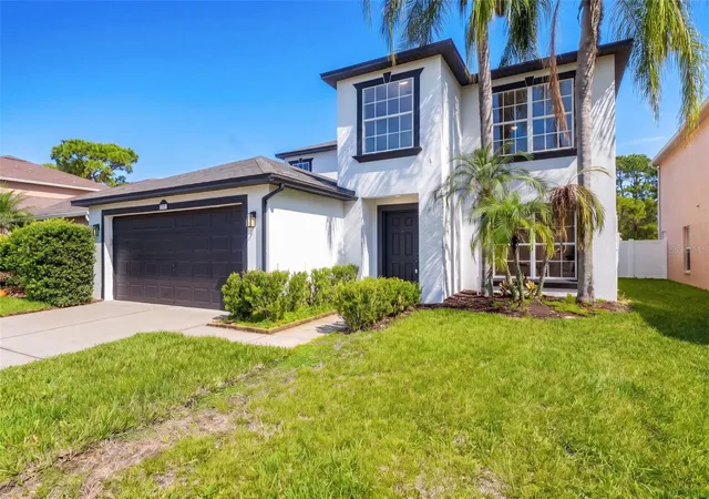 Photo 3 of Single family home for sale at 381 Augustine Ct, Oviedo, FL 32765 | MLS# O6448356 | Listing updated on 2026-10-08