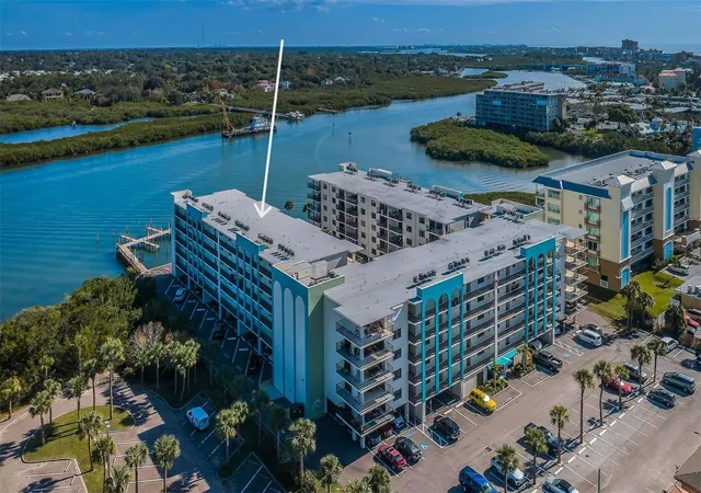 Photo 4 of Condo for sale at 19531 Gulf Blvd #604, Indian Shores, FL 33785 | MLS# TB8556192 | Listing updated on 2026-10-08