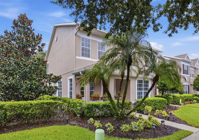 Photo 2 of Townhouse for sale at 1538 Tally Cir, Oviedo, FL 32765 | MLS# O6448362 | Listing updated on 2026-10-09