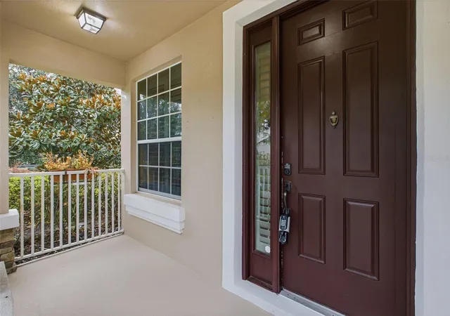 Photo 3 of Townhouse for sale at 1538 Tally Cir, Oviedo, FL 32765 | MLS# O6448362 | Listing updated on 2026-10-09
