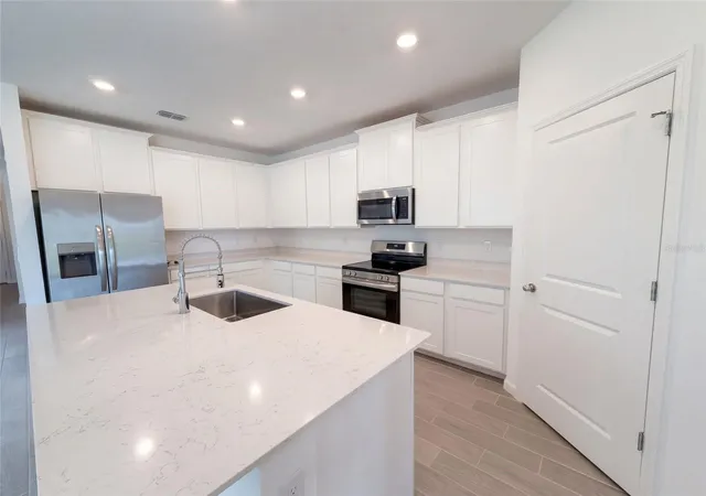 Photo 2 of Single family home for sale at 1537 Nw 44th Court Rd, Ocala, FL 34482 | MLS# O6448364 | Listing updated on 2026-10-09