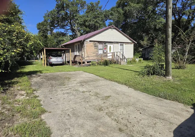 Single family home for sale at 1201 Lownde Ave, PENSACOLA, FL 32507 | MLS# A4708912