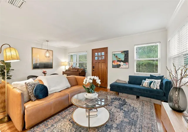 Photo 3 of Single family home for sale at 4200 W Empedrado St, Tampa, FL 33629 | MLS# TB8556197 | Listing updated on 2026-10-08