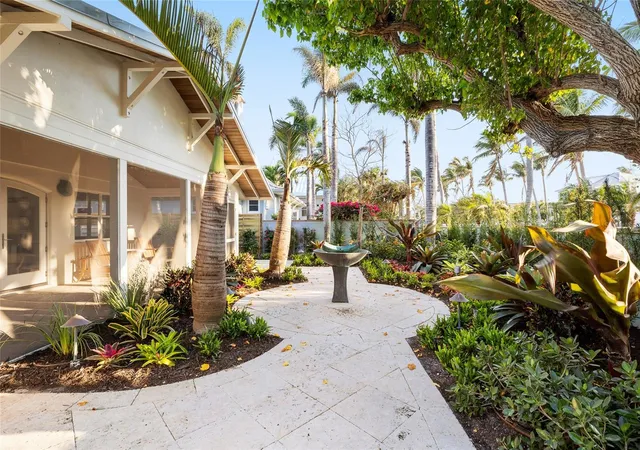 Photo 3 of Single family home for sale at 350 Gilchrist Ave, Boca Grande, FL 33921 | MLS# TB8556198 | Listing updated on 2026-10-09